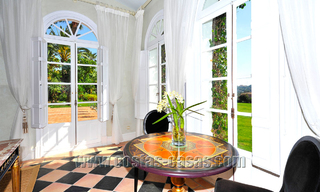 Villa - palacete de estilo clásico a la venta en Nueva Andalucía, Marbella 22675 