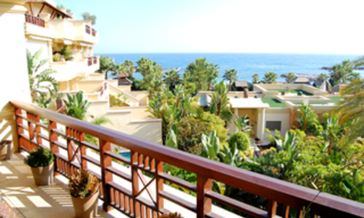 Apartamento de lujo cerca de la playa en venta a Puerto Banús – Marbella. 6