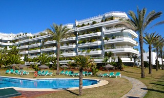 Apartamento en venta, primera linea de la playa, Milla de Oro, Marbella 2