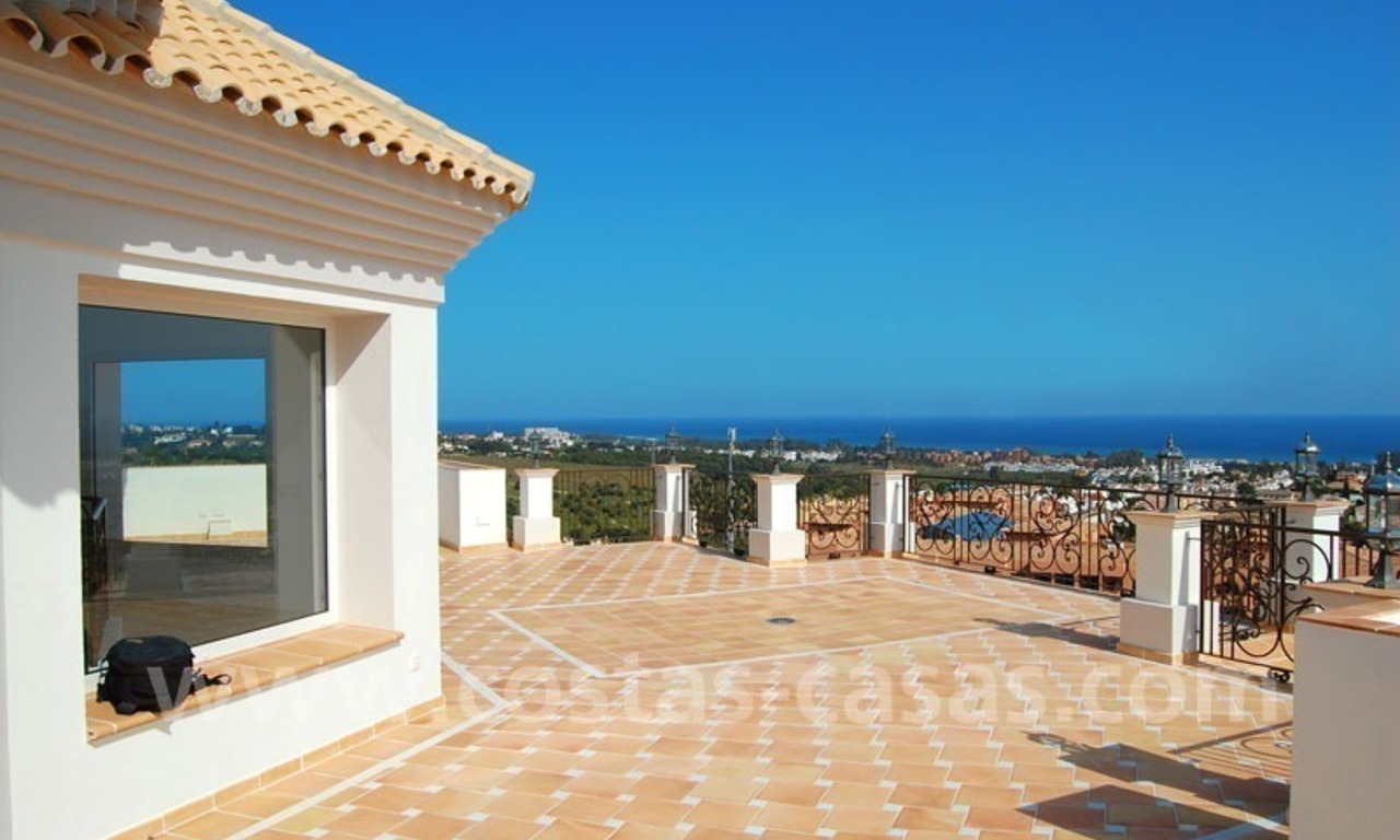 Espaciosa villa de lujo a la venta en complejo de golf, Benahavis – Marbella – Estepona 23