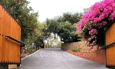 /db/huizen/1315755198driveway_01_109498.jpg.thumb.jpg