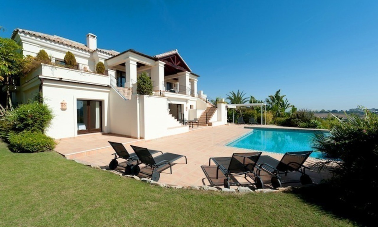 Villa de Lujo a la venta en la zona de Marbella- Benahavis 1