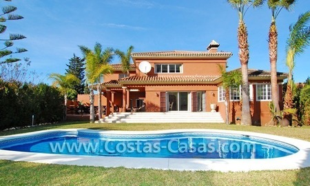 /db/huizen/1326468414pool_villa_02_109891.jpg.thumb.jpg