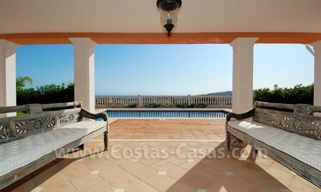/db/huizen/1327769108terrace_pool_01_107919.jpg.thumb.jpg