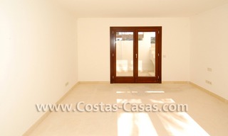 Acogedora villa de lujo para comprar en complejo completamente cerrado, Benahavis – Estepona - Marbella 12