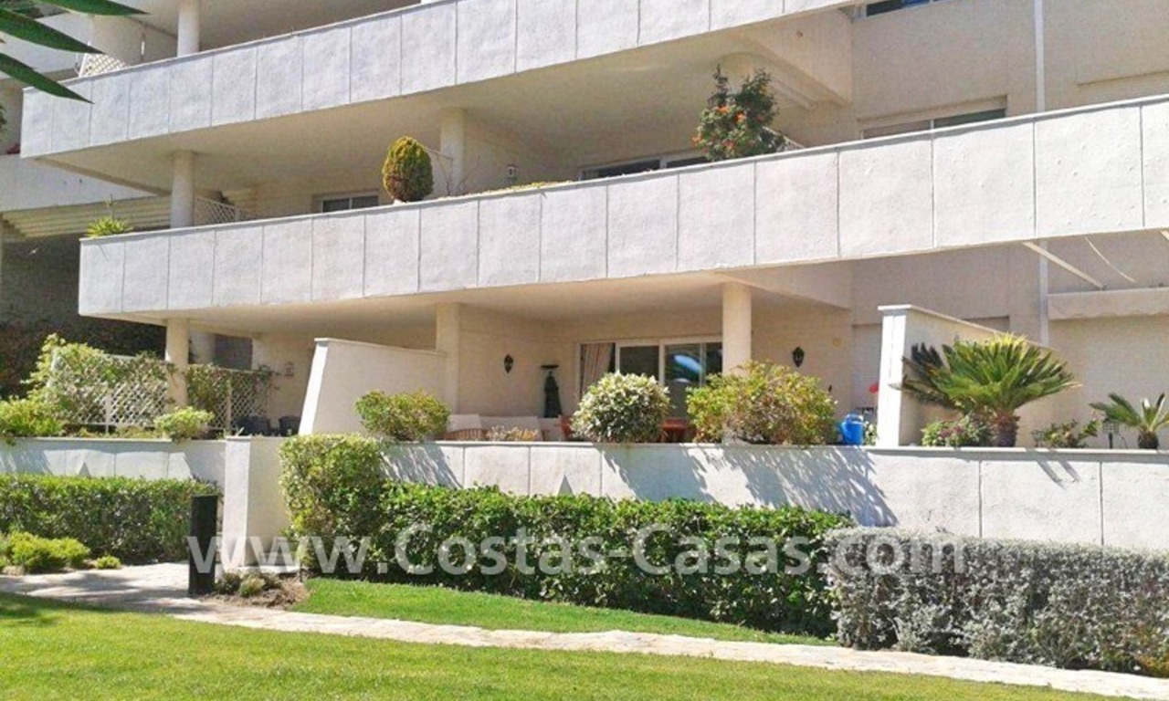 Apartamento a la venta en primera línea de playa en La nueva Milla de Oro entre Marbella y Estepona centro 8