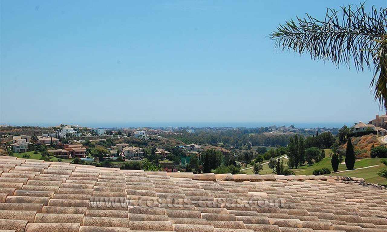 Villa en primera línea de golf a la venta en Marbella - Benahavis 26