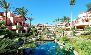 Apartamento de lujo frontal al mar para alquilar en vacaciones en complejo en primera línea de playa en la Milla de Oro, Marbella - Estepona, Costa del Sol 22