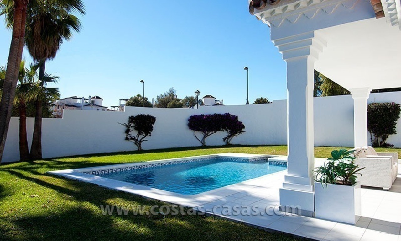 En venta: Villa muy bien situada, amplia y completamente renovada en Marbella 4