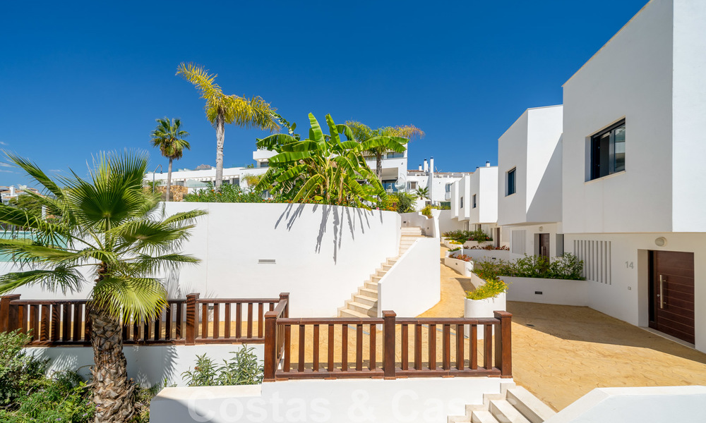 Hermosas casas nuevas en venta modernas en la Milla de Oro, Marbella. Última unidad! Lista para mudarse! 28562
