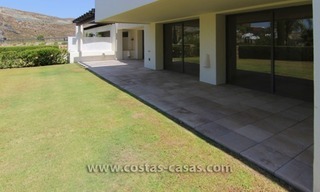 En Venta: Amplio apartamento de 2 dormitorios en el Golf Resort en Benahavís - Marbella 4