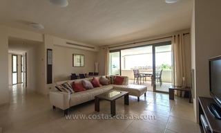 En venta: Apartamento de calidad superior con 2 dormitorios, Golf Resort, Benahavís - Marbella 4