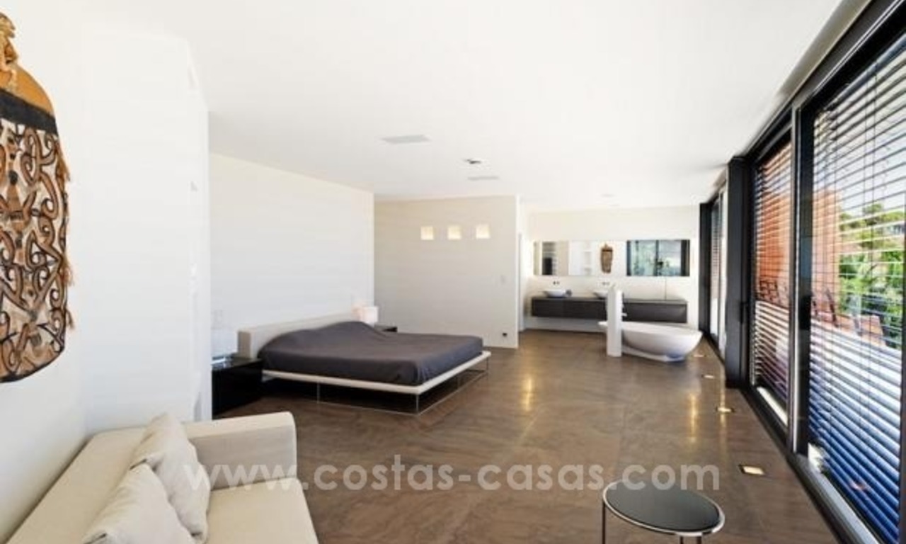 Villa ultra moderna en venta en Benahavis - Marbella 20