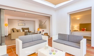 Villa muy privada renovada a la venta en la Nueva Milla de Oro, Marbella - Estepona 12