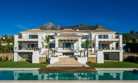 Magistral villa de lujo con vistas panorámicas al mar en Sierra Blanca, en la Milla de Oro de Marbella 41550