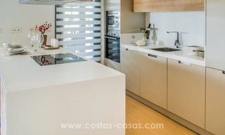 Nuevos y modernos apartamentos en venta en Benahavis - Marbella. 7330 