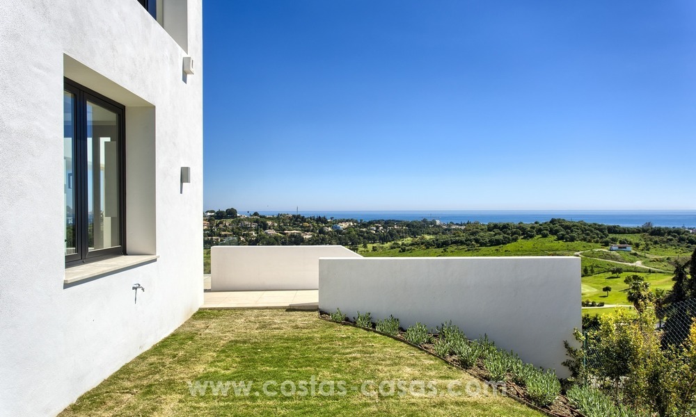 Nueva villa moderna a la venta con vistas al mar en Benahavis - Marbella 258