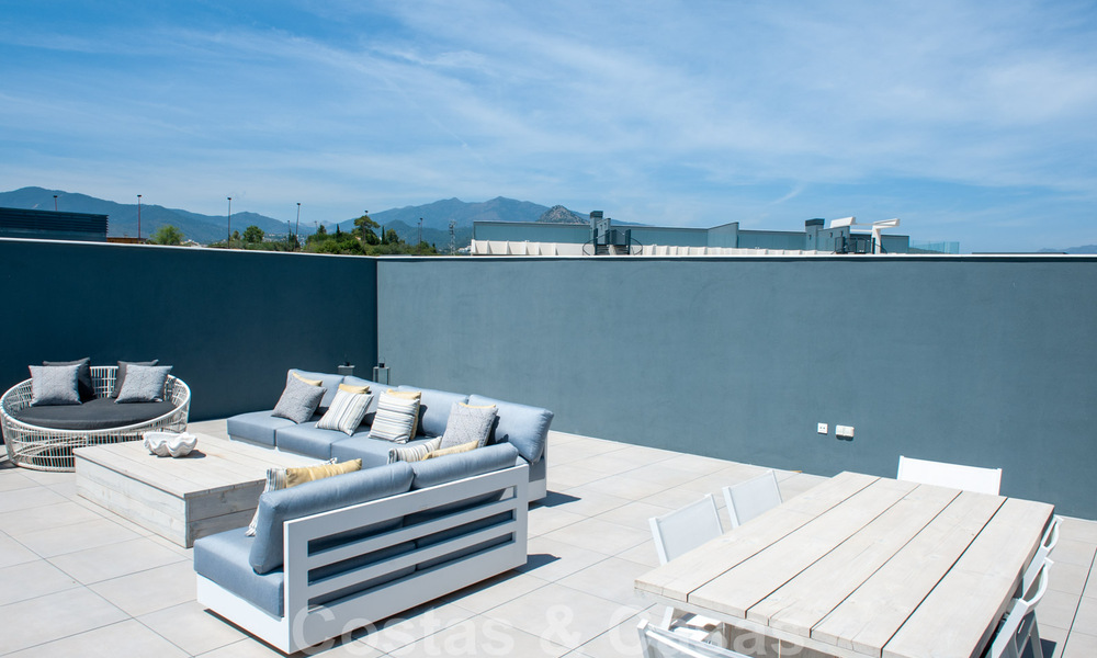 Apartamentos modernos con vistas al mar en venta, Marbella - Estepona 33776
