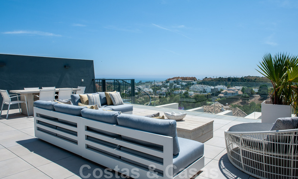 Apartamentos modernos con vistas al mar en venta, Marbella - Estepona 33777