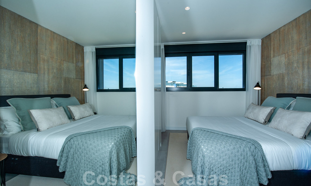 Apartamentos modernos con vistas al mar en venta, Marbella - Estepona 33806