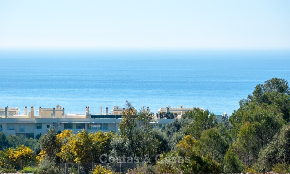 Villas modernas con vistas al mar en venta, a poca distancia de la playa y la marina - Marbella Este - Mijas 2734
