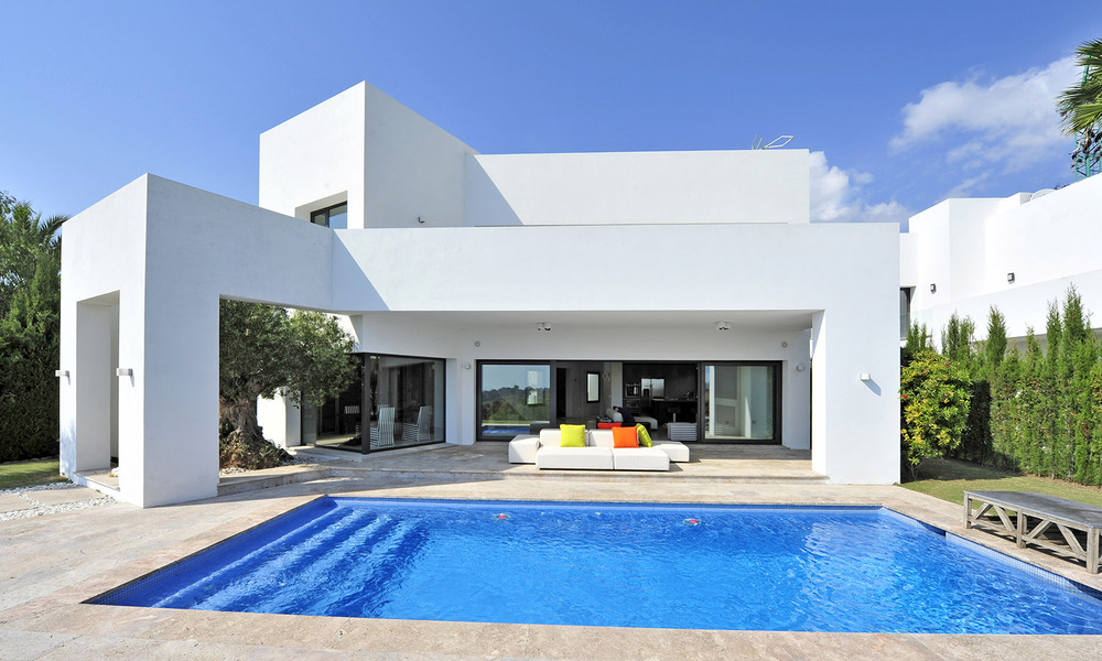Villas contemporáneas de lujo 1ª línea Golf en venta en Marbella - Benahavis 30447