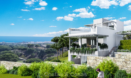 Nuevas casas modernas y espaciosas en primera linea de golf en venta, con impresionantes vistas al Mediterraneo y al golf, Marbella Este 3706