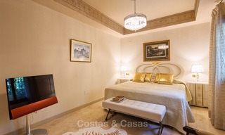 Villa de lujo de estilo clásico con vistas al mar en venta en la Milla de Oro, Marbella 4597 
