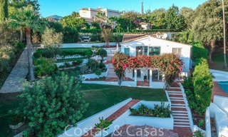 Elegante villa de estilo andaluz en venta, con vistas panorámicas al mar, Marbella Este - Marbella 6383 