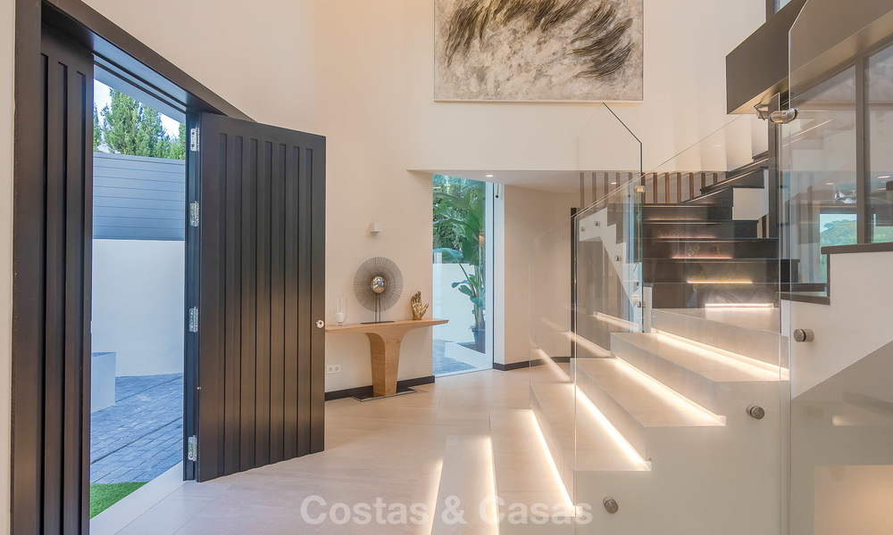 Magnífica villa de diseño de nueva construcción en venta en una exclusiva urbanización, Benahavis - Marbella 6927
