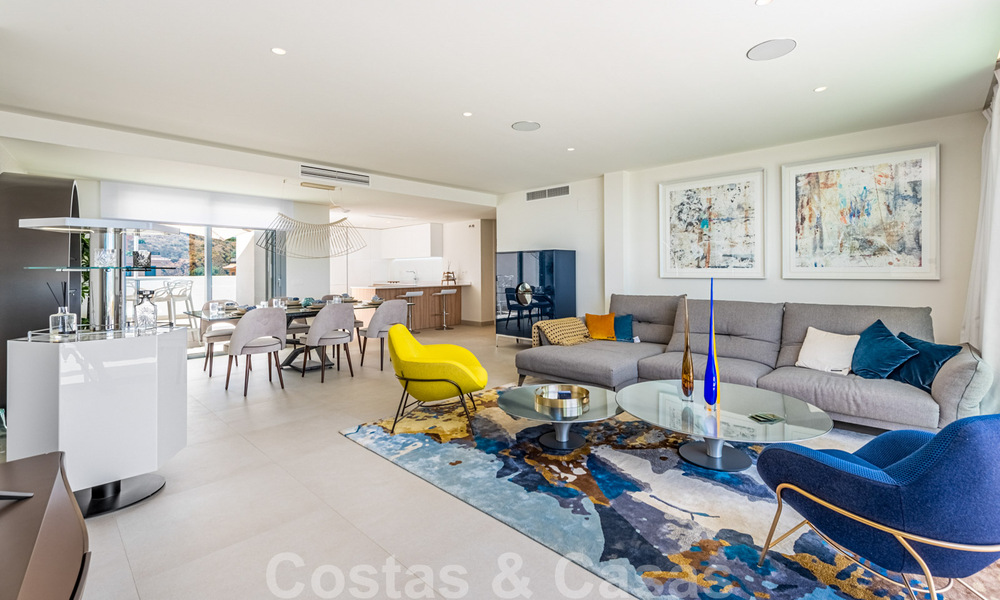 Nuevos y modernos apartamentos en primera línea de golf con vistas al mar en venta en un resort de lujo en La Cala, Mijas 39683