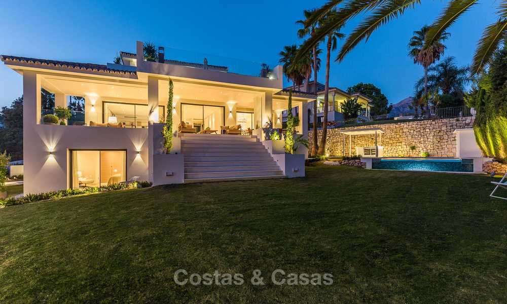 Lista para entrar a vivir! Villa de estilo andaluz completamente reformada en venta, Valle del Golf - Nueva Andalucía - Marbella 8403
