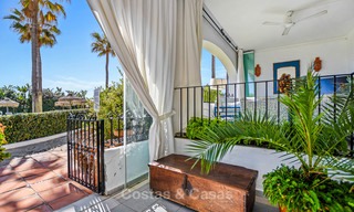 Encantador apartamento dúplex en planta baja muy espacioso en venta, primera línea de playa – Cabopino - Este de Marbella 10257 