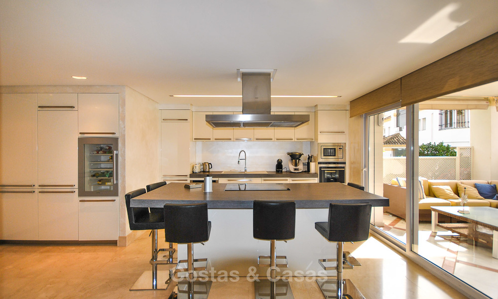 Magnífico apartamento de lujo de 6 dormitorios a la venta en un exclusivo complejo en la prestigiosa Milla de Oro - Marbella 10380