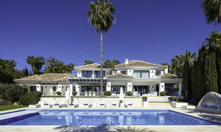 Excepcional villa de lujo con increíbles vistas al golf y al mar en venta en el corazón de Nueva Andalucía - Marbella 12091 