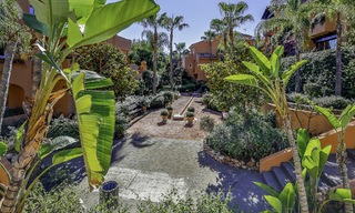 Atractivo apartamento con jardín en venta, en un prestigioso complejo de Sierra Blanca, en la Milla de Oro de Marbella 14390 