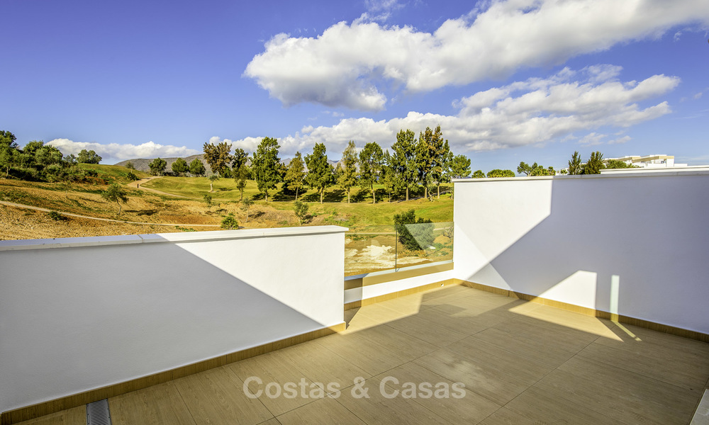 Nuevas casas adosadas, listas para mudarse, en venta en un aclamado resort de golf en Mijas - Costa del Sol 15680