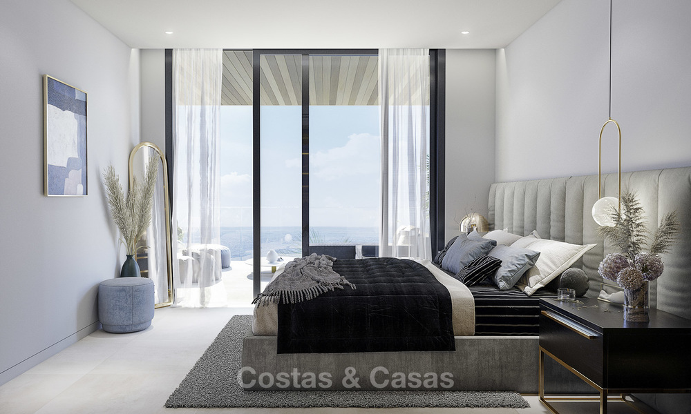 Impresionantes nuevos apartamentos de lujo en un exclusivo complejo en venta, a poca distancia de la playa, en el centro de Fuengirola, Costa del Sol 18725