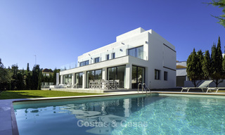 Villa moderna de lujo a la venta, lista para mudarse, Nueva Andalucía, Marbella 19272 