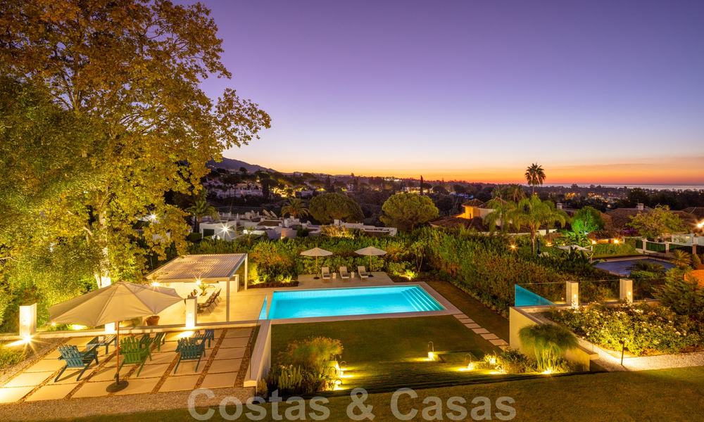 Se vende villa, obra maestra moderno-mediterránea con vistas panorámicas al mar, al golf y a la montaña, Nueva Andalucía, Marbella 20492