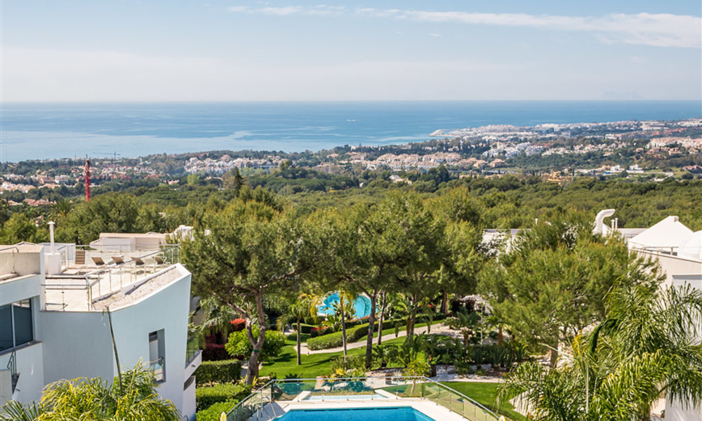 Se venden excepcionales casas de lujo con vistas al mar, en un exclusivo complejo en la codiciada Sierra Blanca, Marbella 20835