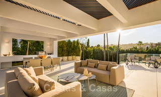 Una villa de lujo contemporáneo muy elegante en venta en el corazón del Valle del Golf, lista para mudarse - Nueva Andalucía, Marbella 21855 