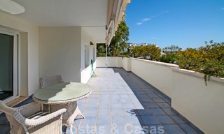 Amplio apartamento de 3 dormitorios en venta en Nueva Andalucía - Marbella, a poca distancia de la playa y Puerto Banús 23128 