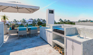 Se venden modernas villas adosadas a 300 metros de la playa - Puerto Banús, Marbella 25121 