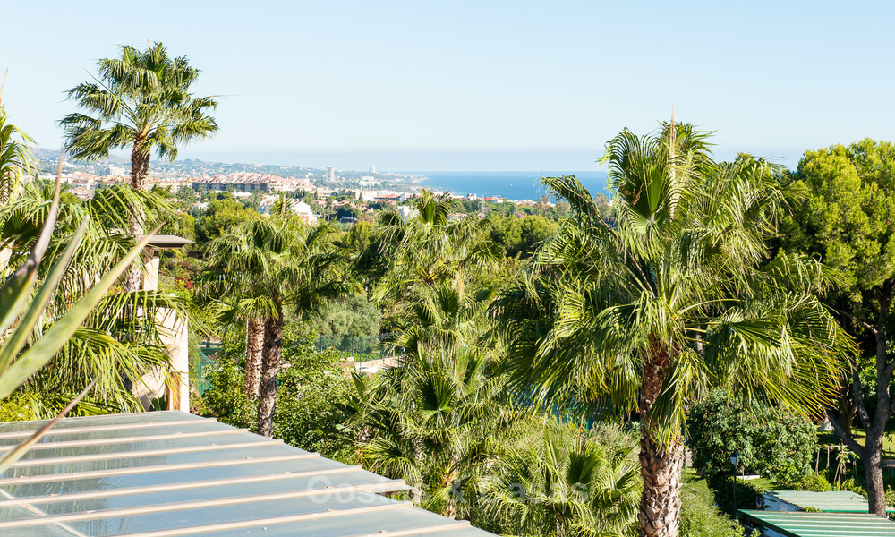 Mansion Club: Apartamentos de lujo a la venta en un prestigioso complejo en la Milla de Oro en Marbella 25295
