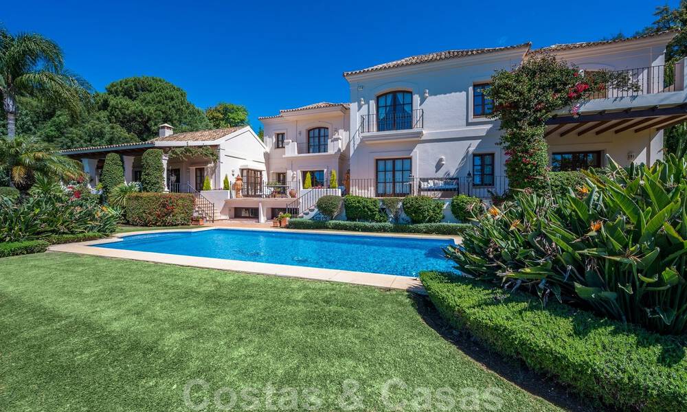 Elegante villa rústica de lujo en venta con impresionantes vistas al mar en el exclusivo La Zagaleta Golf Resort, Benahavis - Marbella 36304
