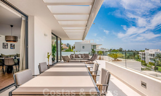 Listo para entrar a vivir, ático de diseño moderno de 3 dormitorios en venta dentro de una zona residencial de lujo en Marbella - Estepona 36737 