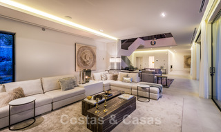 Villa de lujo en venta lista para entrar a vivir con impresionantes vistas al golf, en una prestigiosa zona en Benahavis - Marbella 38138 