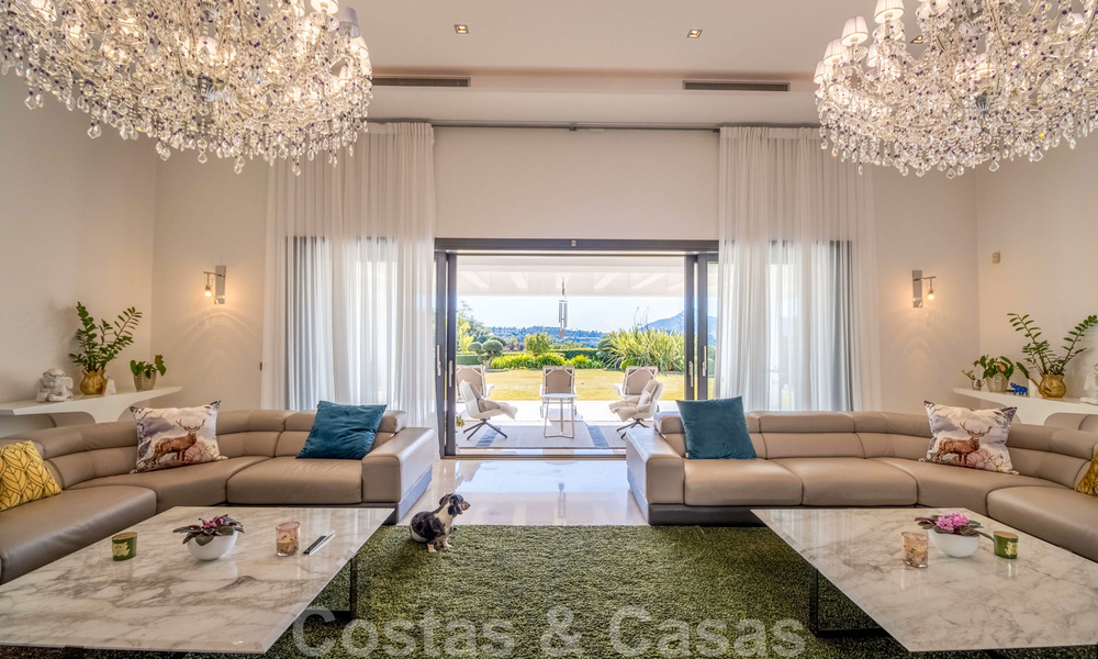 Villa lujosa y contemporánea en venta de primera línea de golf con impresionantes vistas en el exclusivo complejo La Zagaleta, Benahavis - Marbella 38672