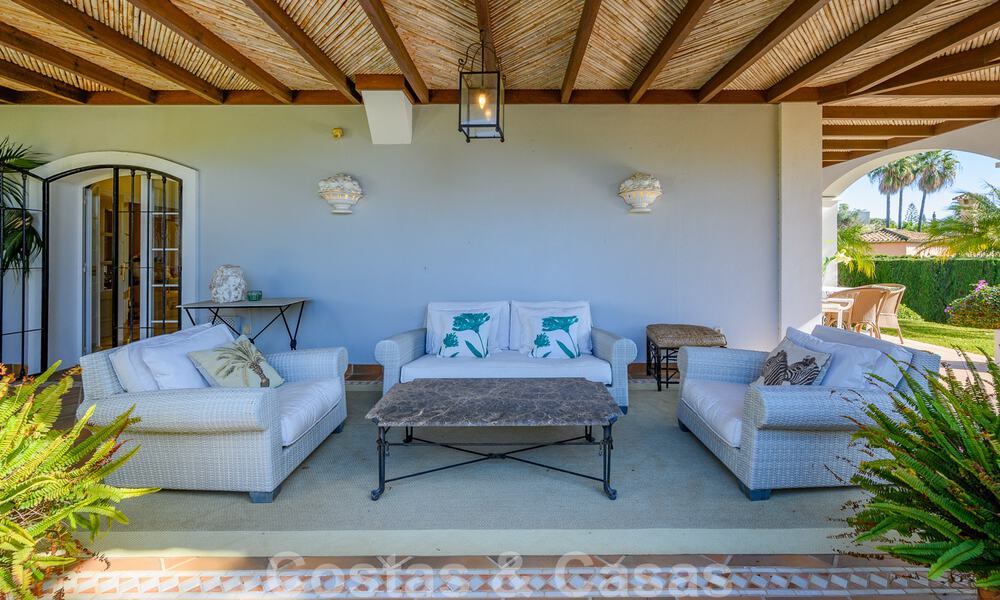 Villa de estilo español en venta en la cotizada zona de playa de Bahía en Marbella 39462
